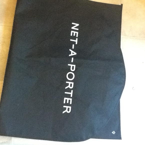 Net-a-Porter - Picture 5 of 6